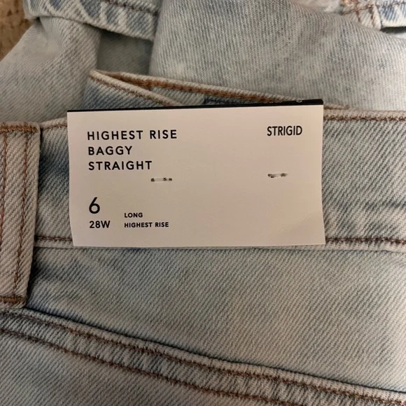 AE Strigid Highest Waist Crossover
Baggy Straight Jean - Picture 2 of 4